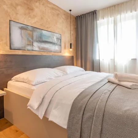 Mochi, A Beautiful Modern In A Tranquil Enviroment Holiday home