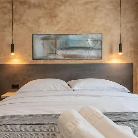 Mochi, A Beautiful Modern In A Tranquil Enviroment Pican